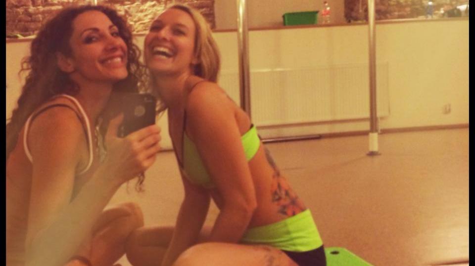 Zpěvačka Olga Lounová se svojí trenérkou